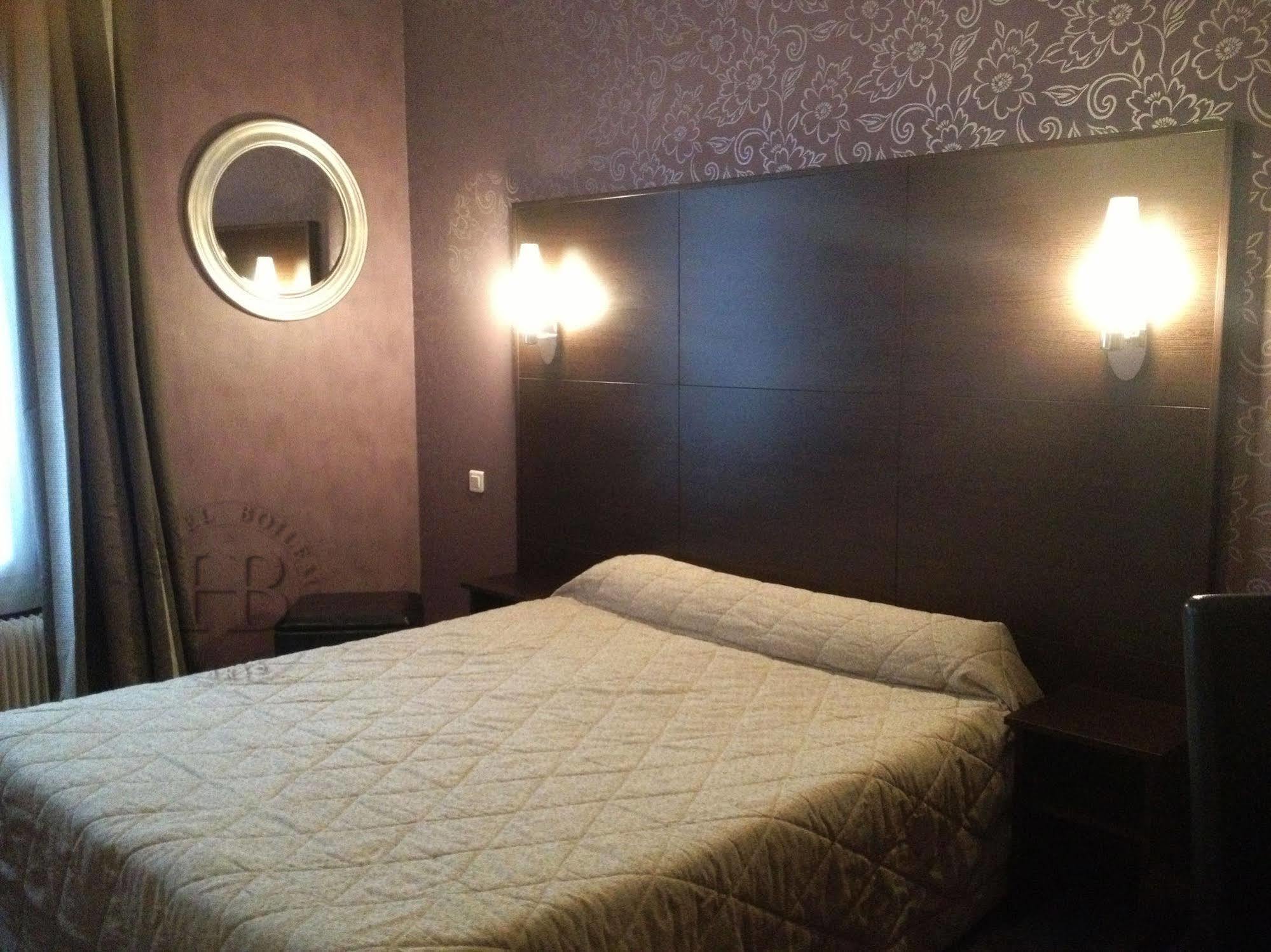 Hotel Boileau Париж Екстериор снимка