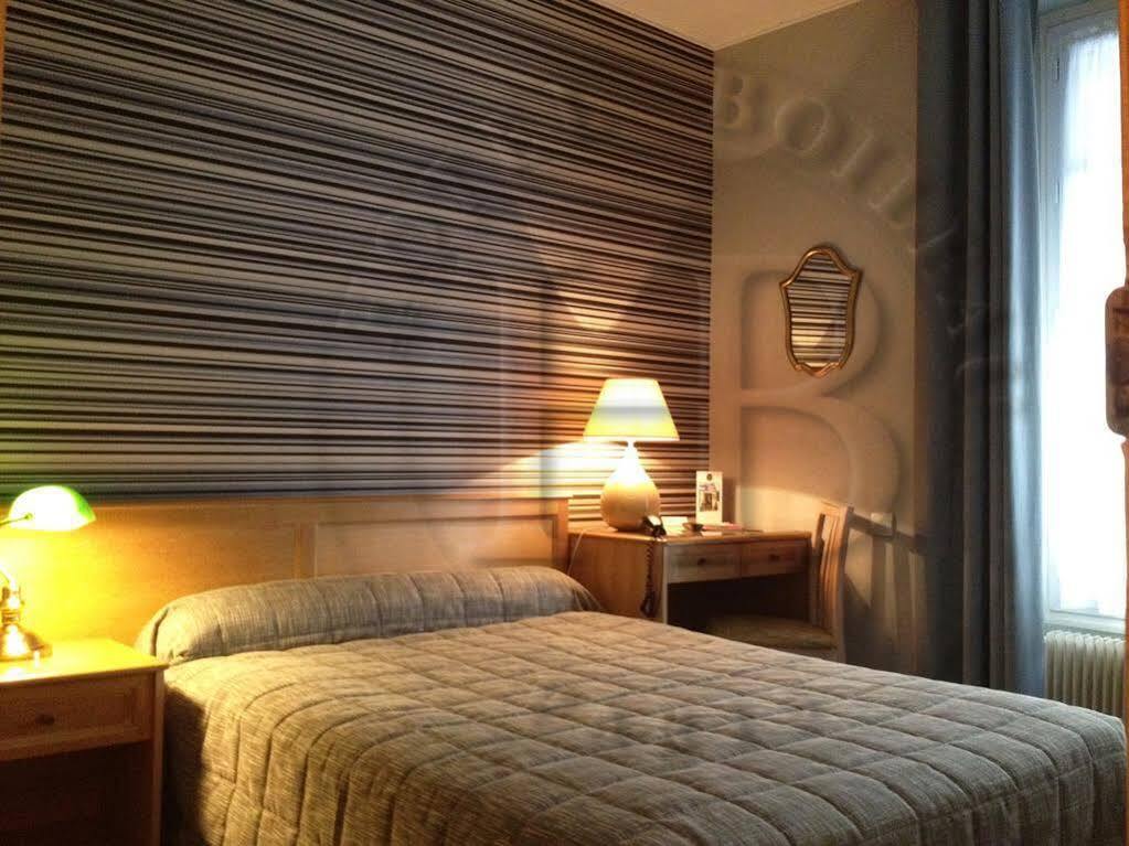 Hotel Boileau Париж Екстериор снимка